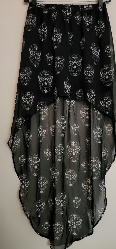 High low skirt sugar skull print